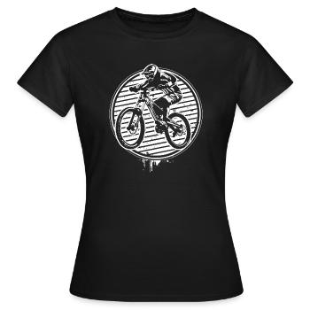 VTT - VTT - VTT - VTT - T-shirt Femme - noir - Devant - AI Model Female 172 dark (172cm)