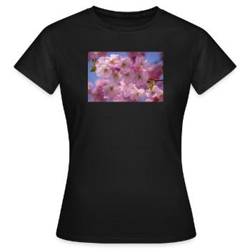 Kirschblueten Nachaufnahmer Rosa Blueten - Frauen T-Shirt - Schwarz - Vorne - AI Model Female 172 dark (172cm)