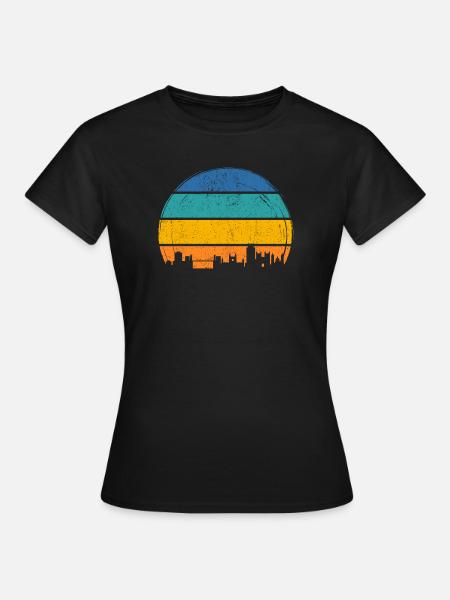 Sunset Skyline Streifen - Frauen T-Shirt - Schwarz
