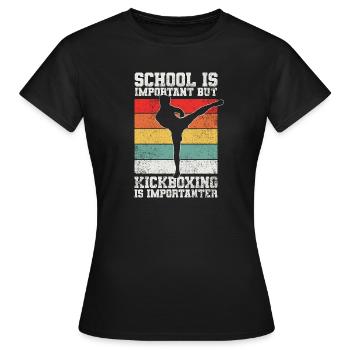 Kickboxen Kickboxer - Frauen T-Shirt - Schwarz - Vorne - AI Model Female 172 dark (172cm)