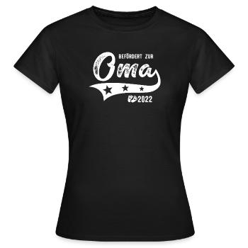 Befördert zur Oma 2022 Babyfüße Großmutter - Frauen T-Shirt - Schwarz - Vorne - AI Model Female 172 dark (172cm)