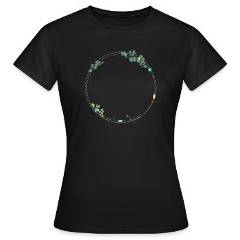 zarter Rahmen aus Ethno Symbolen - Frauen T-Shirt - Schwarz - Vorne - AI Model Female 172 dark (172cm)