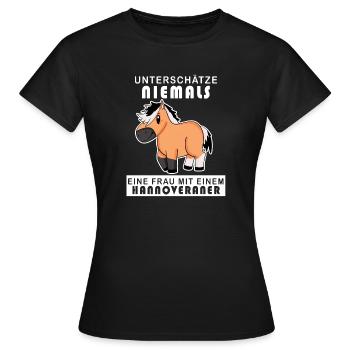 Hannoveraner Pferd Hauspferd - Frauen T-Shirt - Schwarz - Vorne - AI Model Female 172 dark (172cm)
