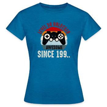 Level-30 Entsperrter Retro-Controller - Frauen T-Shirt - Antikblaues Saphir meliert - Vorne - AI Model Female 172 dark (172cm)