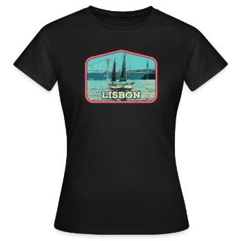 Lisbonne Portugal, bateau sur le fleuve Tage - T-shirt Femme - noir - Devant - AI Model Female 172 dark (172cm)