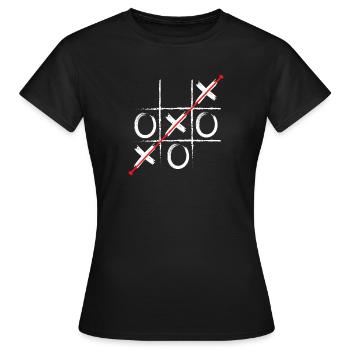 Tic Tac Diagonal Rot - Frauen T-Shirt - Schwarz - Vorne - AI Model Female 172 dark (172cm)
