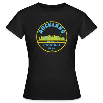 Auckland City of Sails Skyline - Frauen T-Shirt - Schwarz - Vorne - AI Model Female 172 dark (172cm)