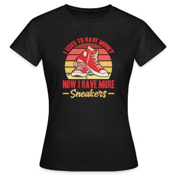 Collectionneur Sneakerhead - T-shirt Femme - noir - Devant - AI Model Female 172 dark (172cm)