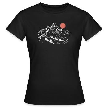 Schneebedeckte Gipfel unter roter Sonne - Frauen T-Shirt - Schwarz - Vorne - AI Model Female 172 dark (172cm)
