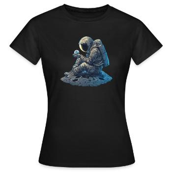 An astronaut observes the Earth - Women's T-Shirt - black - Front - AI Model Female 172 dark (172cm)