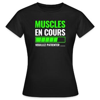Muskeln im Gange bitte warten - Frauen T-Shirt - Schwarz - Vorne - AI Model Female 172 dark (172cm)