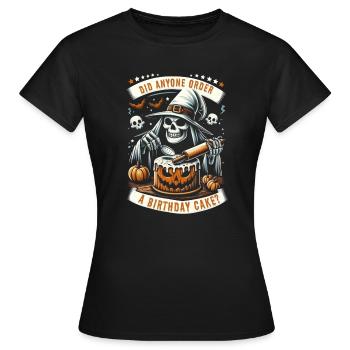 Halloween-Grusel-Geburtstagstorte - Frauen T-Shirt - Schwarz - Vorne - AI Model Female 172 dark (172cm)