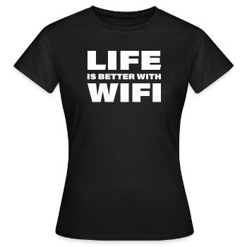 LA VIE EST MEILLEURE AVEC LE WIFI - T-shirt Femme - noir - Devant - AI Model Female 172 dark (172cm)