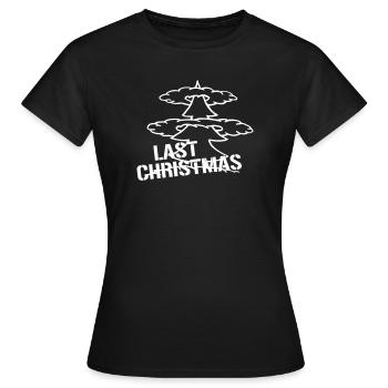 Last Christmas - Frauen T-Shirt - Schwarz - Vorne - AI Model Female 172 dark (172cm)
