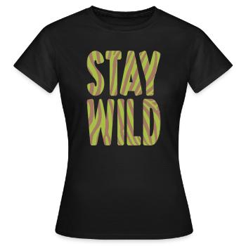 Zebra Print "Stay Wild" – Wilder Animal-Print - Frauen T-Shirt - Schwarz - Vorne - AI Model Female 172 dark (172cm)