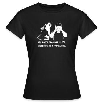 L’éducation canine, c’est être à l’écoute des plaintes - T-shirt Femme - noir - Devant - AI Model Female 172 dark (172cm)