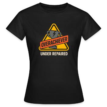 Hochbegabter Burnout-absolvent Mit Akademischem - Frauen T-Shirt - Schwarz - Vorne - AI Model Female 172 dark (172cm)