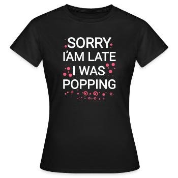 Tut mir leid  - Frauen T-Shirt - Schwarz - Vorne - AI Model Female 172 dark (172cm)