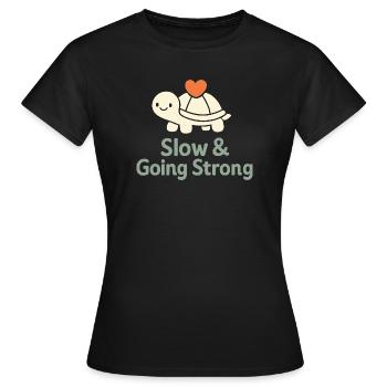 Sanfte Erziehungsidentität, Langsames - Frauen T-Shirt - Schwarz - Vorne - AI Model Female 172 dark (172cm)