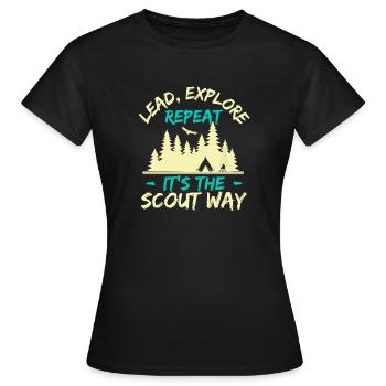 Girl Scout Leader Lead Explore Repeat Scout - Frauen T-Shirt - Schwarz - Vorne - AI Model Female 172 dark (172cm)
