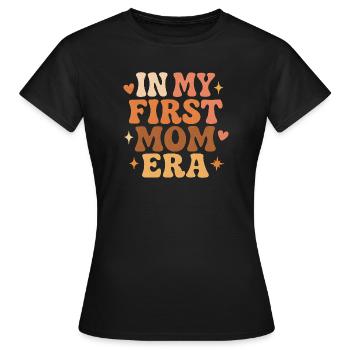 First Mother's Day Mom Gift Idea Family Groovy - Women's T-Shirt - black - Front - AI Model Female 172 dark (172cm)