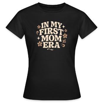First Mother's Day Mom Gift Idea Family Groovy - Women's T-Shirt - black - Front - AI Model Female 172 dark (172cm)