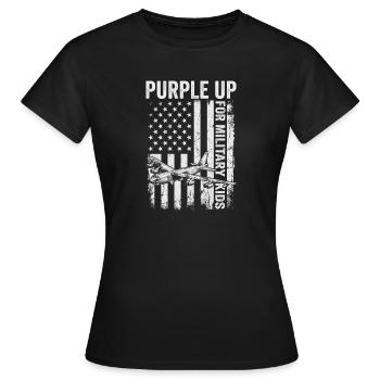 Lila für Militärkinder Bomber Militärkind - Frauen T-Shirt - Schwarz - Vorne - AI Model Female 172 dark (172cm)