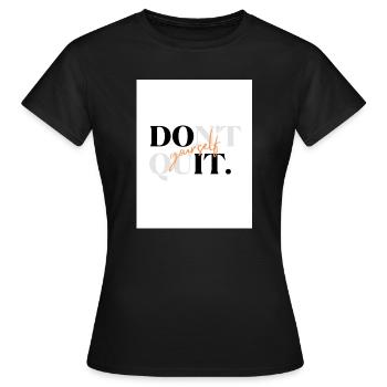 Marque de mot « Ne pas arrêter » - T-shirt Femme - noir - Devant - AI Model Female 172 dark (172cm)