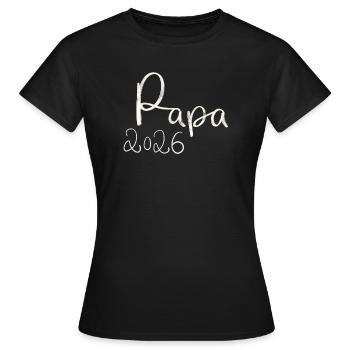 Papa 2026 Handlettering - Frauen T-Shirt - Schwarz - Vorne - AI Model Female 172 dark (172cm)