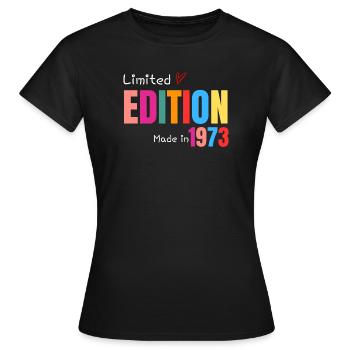 Limitierte Auflage Hergestellt 1973 - Frauen T-Shirt - Schwarz - Vorne - AI Model Female 172 dark (172cm)