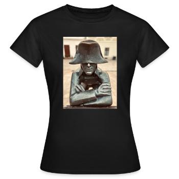 Détective au chapeau en bronze - T-shirt Femme - noir - Devant - AI Model Female 172 dark (172cm)