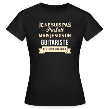 Je Ne Suis Pas Parfait Mais Je Suis Un Guitaris... - T-shirt Femme - noir - Devant - AI Model Female 172 dark (172cm)