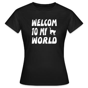 Katzen - Frauen T-Shirt - Schwarz - Vorne - AI Model Female 172 dark (172cm)