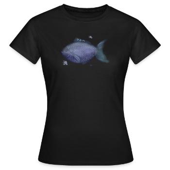 Azurblauer Korallenfisch in violetten Schuppen - Frauen T-Shirt - Schwarz - Vorne - AI Model Female 172 dark (172cm)