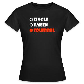 Nur genommenes Eichhörnchen - Frauen T-Shirt - Schwarz - Vorne - AI Model Female 172 dark (172cm)