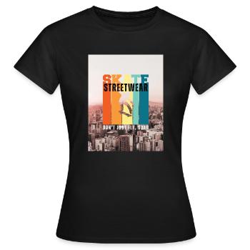 Streetwear - T-shirt Femme - noir - Devant - AI Model Female 172 dark (172cm)