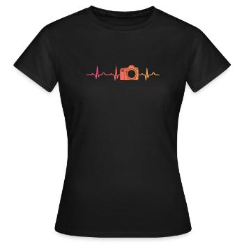 Fotografie zum Herzschlag der Sonnenuntergangskamera - Frauen T-Shirt - Schwarz - Vorne - AI Model Female 172 dark (172cm)