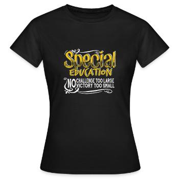 T-shirts de l’éducation de l’enfance en difficulté - T-shirt Femme - noir - Devant - AI Model Female 172 dark (172cm)