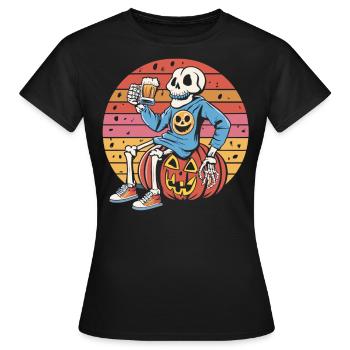Skeleton on pumpkin - beer enjoyment for Halloween - Women's T-Shirt - black - Front - AI Model Female 172 dark (172cm)