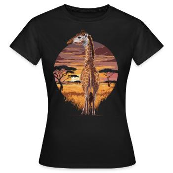 Giraffe in der Savanne – Afrikanische Naturkunst - Frauen T-Shirt - Schwarz - Vorne - AI Model Female 172 dark (172cm)