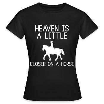 Pferde Tshirt Reiterin Pferdesprüche Geschenk - Frauen T-Shirt - Schwarz - Vorne - AI Model Female 172 dark (172cm)
