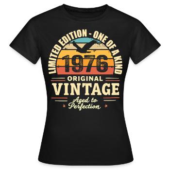 1976 Geburtstagsgeschenk Jahrgang 1976 Retro 1976 - Frauen T-Shirt - Schwarz - Vorne - AI Model Female 172 dark (172cm)