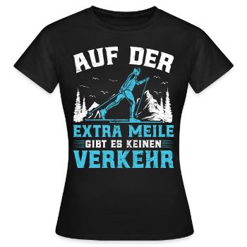 Ski Touring Auf der Extra Meile kein Verkehr - Frauen T-Shirt - Schwarz - Vorne - AI Model Female 172 dark (172cm)