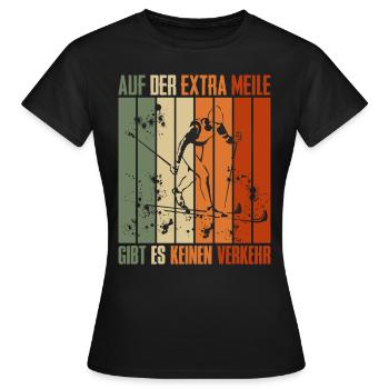 Skilanglauf Auf der Extra Meile Kein Verkehr - Frauen T-Shirt - Schwarz - Vorne - AI Model Female 172 dark (172cm)