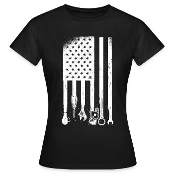 Car mechanic Car mechanic Mechatronics - Women's T-Shirt - black - Front - AI Model Female 172 dark (172cm)