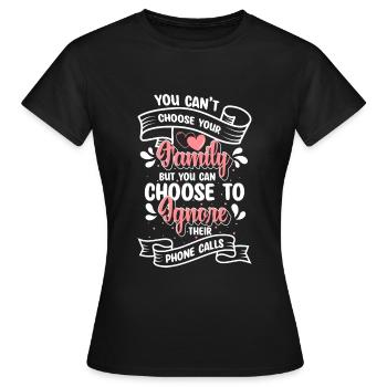 Cher membre de la famille fête à la maison - T-shirt Femme - noir - Devant - AI Model Female 172 dark (172cm)