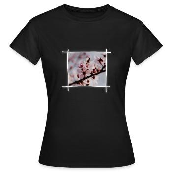 Kirschblüten & Kirschbaum - Frauen T-Shirt - Schwarz - Vorne - AI Model Female 172 dark (172cm)