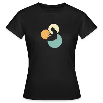Couture Crochet Laine - T-shirt Femme - noir - Devant - AI Model Female 172 dark (172cm)