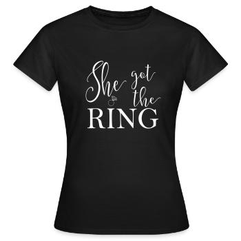 she_got_the_ring - Women's T-Shirt - black - Front - AI Model Female 172 dark (172cm)