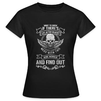 Bergmann Grube Steine Beruf - Frauen T-Shirt - Schwarz - Vorne - AI Model Female 172 dark (172cm)